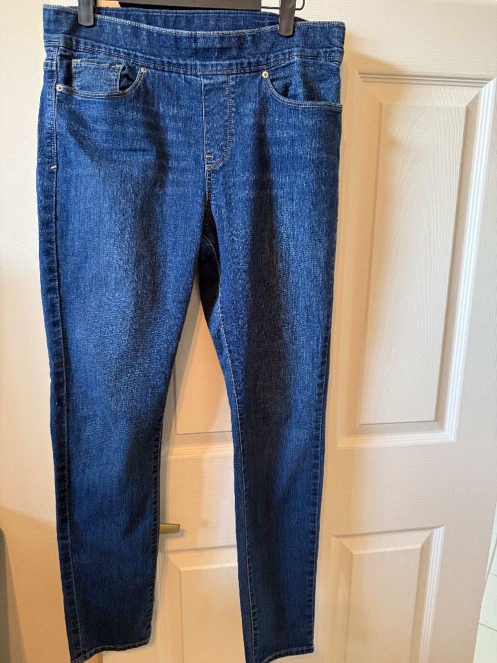 Levi’s Women’s pull up jeans